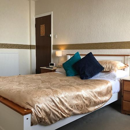 Bed and Breakfast The Whiteley Scarborough Esterno foto
